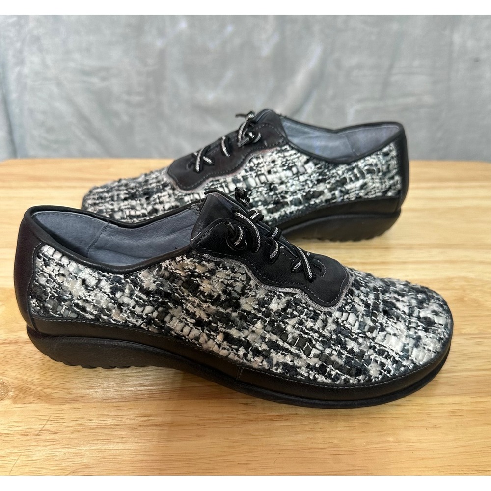 NWOT Naot Womens‎ Tweed Oxford Shoe US 6 Slip On Leather Comfort Black White